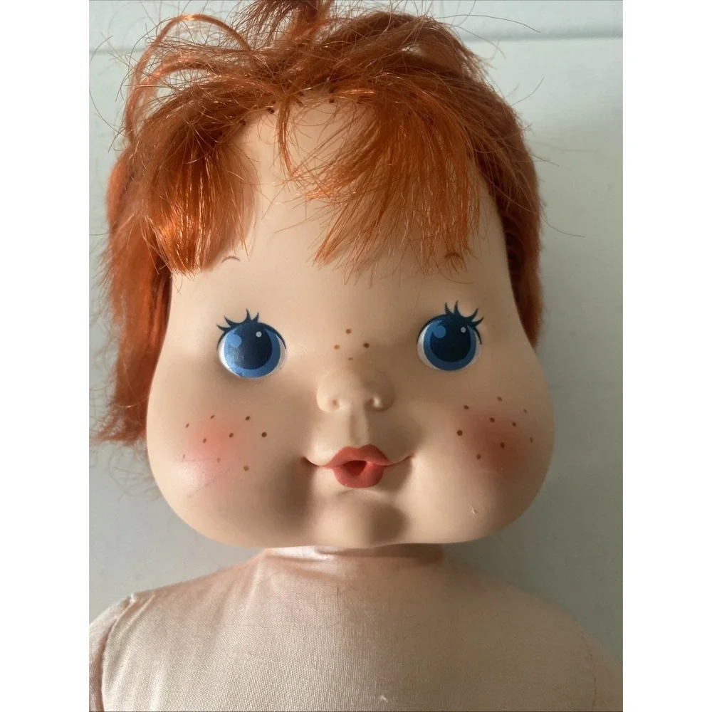 Vintage 1982 Kenner Strawberry Shortcake Blow Kiss Baby Doll 14